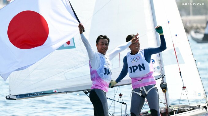 岡田奎樹＆吉岡美帆ペア、混合470級で銀メダル！アテネ大会以来日本勢20年ぶりの表彰台【パリ五輪・セーリング】|TBS NEWS DIG