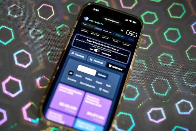 イラン戦争まで賭けの対象に－予測市場がもたらす闇、記者に殺害予告