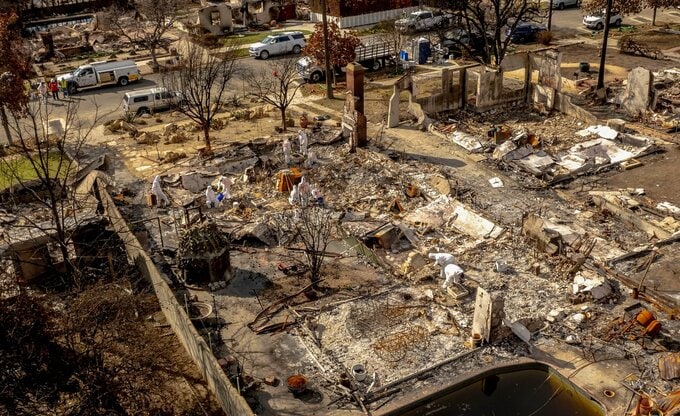 トランプ氏、LA山火事への対応巡り銀行調査へ－保険会社は高く評価