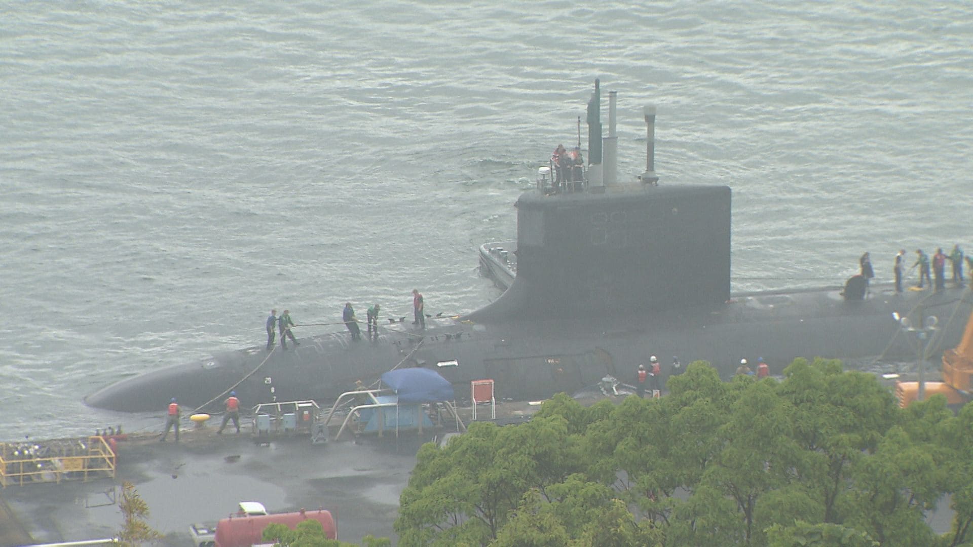 アメリカ海軍の原子力潜水艦「ミシシッピ」 長崎県佐世保を出港 | 長崎