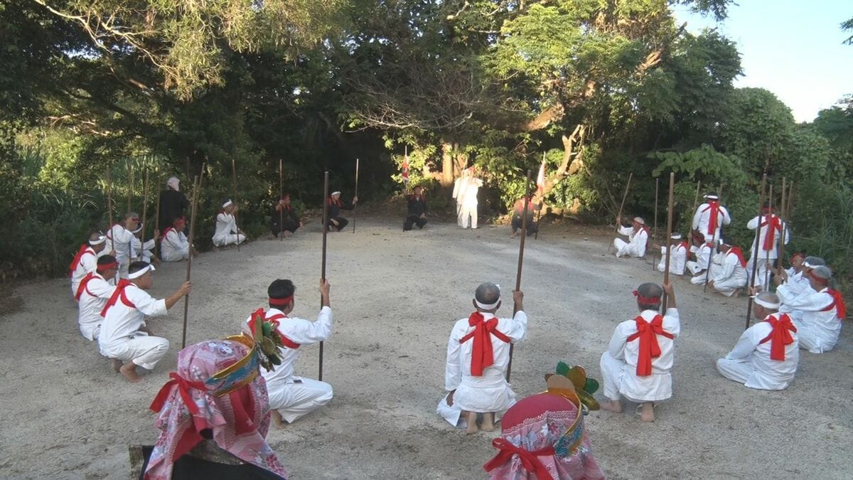 今帰仁村湧川の豊年祭  担い手不足も「絶やさないのは当たり前、もっと盛り上げたい」
