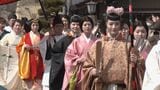おひな様に扮した女性が平安時代の装束で練り歩く 飛騨地方に春の訪れを告げる「生きびな祭り」 岐阜・高山市 | 名古屋・愛知・岐阜・三重のニュース【CBC news】 | CBC web