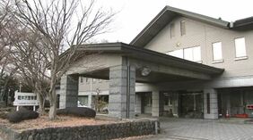 【速報】伐採作業中に落下した木があたり男女2人が死亡　長野・軽井沢町の別荘地で作業中…落下してきた木は長さ約160センチ・太さ90センチ|TBS NEWS DIG