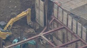 続報「20代男性、重量物の下にいる」北海道倶知安町のホテル建設現場で作業事故　20代男性1人が意識不明で病院搬送|TBS NEWS DIG