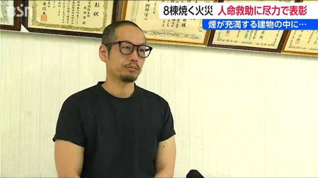 「煙が充満する飲食店に飛び込み店主を救出」8棟消失の建物火災で男性に感謝状 新潟・見附市|TBS NEWS DIG