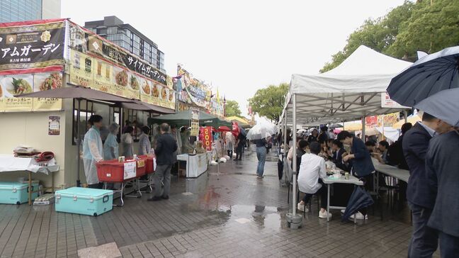 タイの文化や本場のグルメが楽しめる　ずらりと並ぶ屋台で会場にぎわう　名古屋・栄の久屋大通公園|TBS NEWS DIG