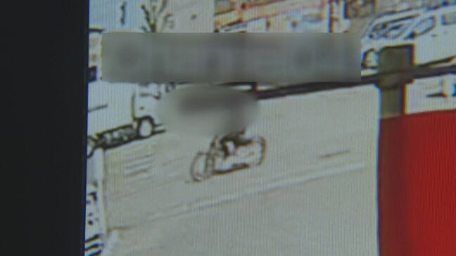 白バイ追跡、原付バイクの中学生が転倒 防犯カメラが捉えた「車間10メートル」緊迫の追走 大分|TBS NEWS DIG