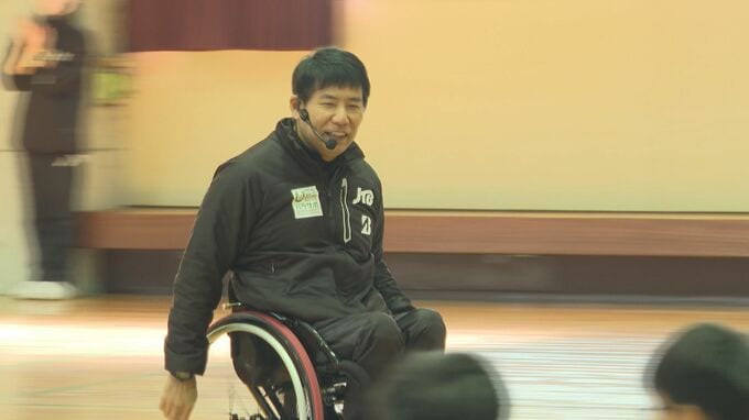 「諦めない気持ち」学ぶ　児童が陸上競技のパラアスリートと交流　|　山口のニュース・天気・防災｜tys NEWS｜ｔｙｓテレビ山口