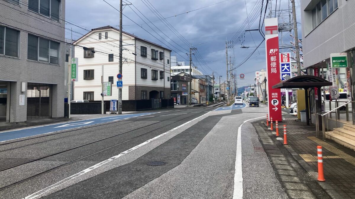 国道を歩行中の51歳男性が代行運転中の車にはねられ死亡　代行運転手（75）を過失運転傷害の疑いで現行犯逮捕　客にけがはなし【高知・南国市】 