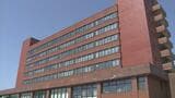 知人女性を誹謗中傷、ネット掲示板に書き込みか 高岡市の36歳 任期付職員の男を名誉毀損容疑で逮捕 富山・高岡市 | 富山のニュース|天気・防災|チューリップテレビ