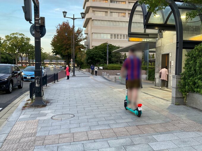 「バレなければ大丈夫と思った」電動キックボードで酒気帯び運転か　男子大学生2人などを書類送検　広島|TBS NEWS DIG