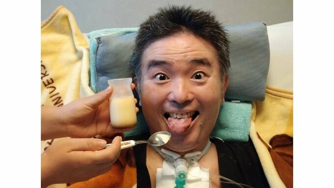 【ＡＬＳ闘病】声優・津久井教生さん　「口の中で味覚が分かるのが嬉しいのです♡」「食べるためには姿勢が大事なのです♡座位が保てるようにしていきます♪」　【ニャンちゅう】|TBS NEWS DIG