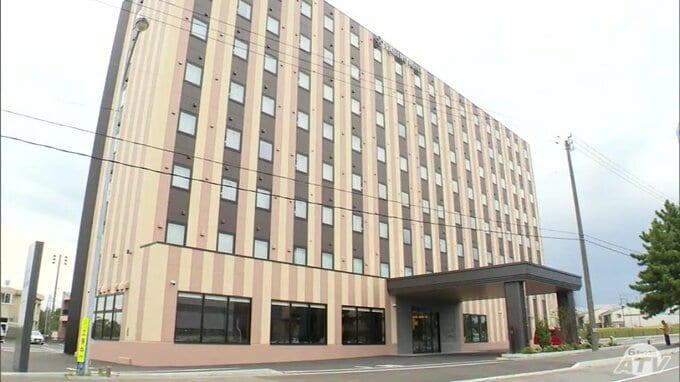 青森県六ヶ所村初の「大型ビジネスホテル」開業　多くのエネルギー関連施設・研究施設が立地もホテル不足が長年の課題となっており村が誘致進める　工事関係者・研究者の長期滞在も想定|TBS NEWS DIG