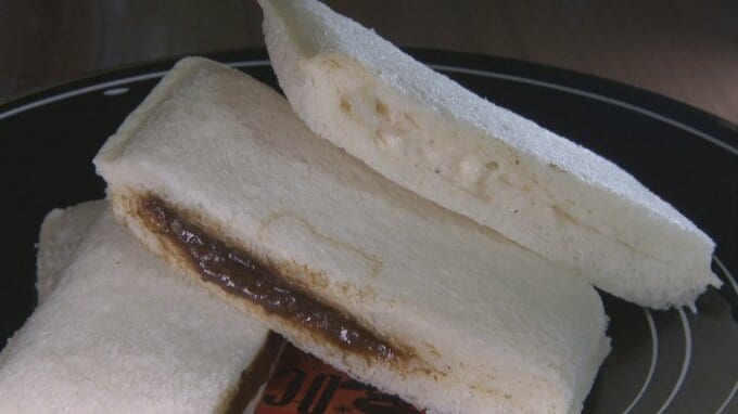 「萌木の村ROCK」名物のカレー　ランチパックに　関東甲信越の一部のコンビニで販売　|　山梨のニュース | ＵＴＹテレビ山梨