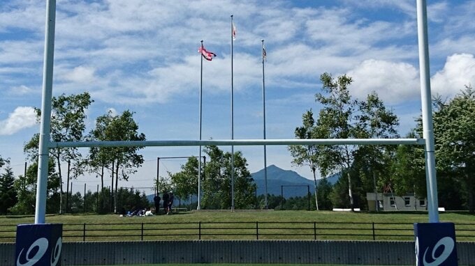 【ラグビー】全国高校７人制ラグビー大会が開幕！連覇を狙う国学院栃木、過去３度優勝の東福岡、桐蔭学園ら歴代の優勝校とともに、茗溪学園、初出場の日向がプール１位でカップトーナメントに進出！！（スポーツの魅力）　|　MBSニュース | 関西の最新ニュースを分かりやすく。