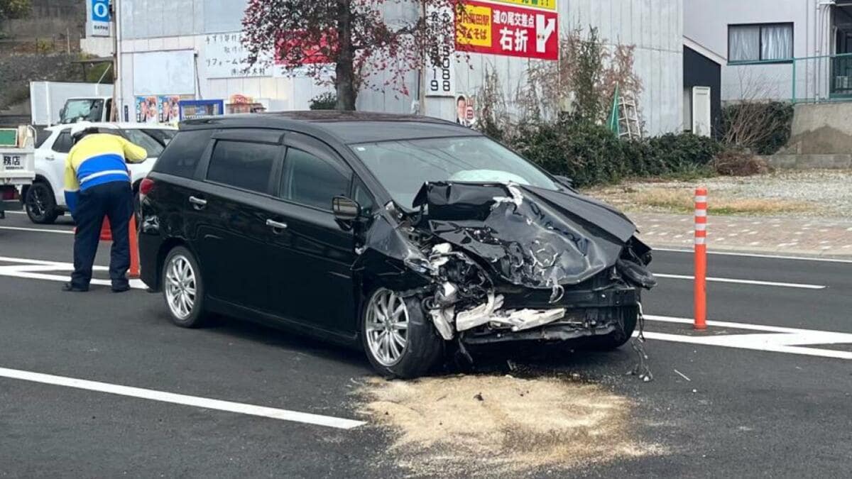 規制解除】長崎市の国道206号で正面衝突、最大3.5kmの大渋滞 50代男女