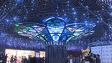 羅針盤をモチーフにステンドグラスも 天神地下街開業50周年記念のモニュメントを公開 | 福岡のニュース|RKB NEWS|RKB毎日放送