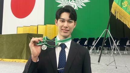 バレー男子日本代表・甲斐優斗が専修大を卒業「メダルを獲ることを目標
