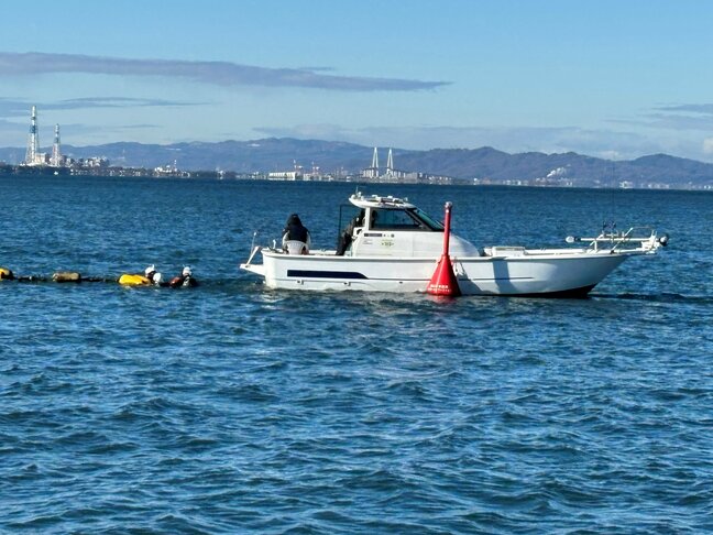 プレジャーボートのプロペラが海中のロープに絡まり航行不能に 河口から沖合400メートル 富山|TBS NEWS DIG