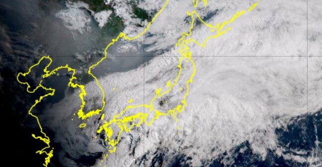 23日にかけ前線南下、南西諸島付近で停滞…大気の状態は非常に不安定 南西諸島と西日本から東日本は土砂災害や低地の浸水、河川の増水に注意【雨と風のシミュレーション】落雷や突風、ひょう、局地的に竜巻などに警戒|TBS NEWS DIG