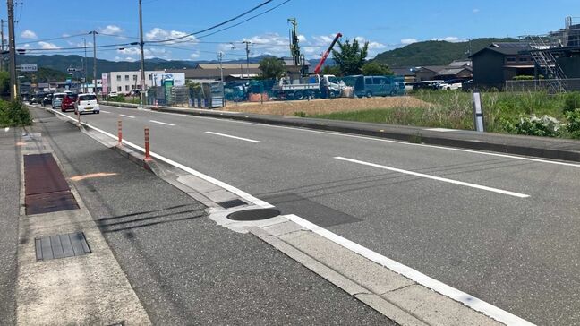 「気付くのが遅れ…」車が自転車に追突、自転車の女性が死亡…日の出前の県道、死亡した女性は“高齢”も身元わからず【高知・土佐市】|TBS NEWS DIG