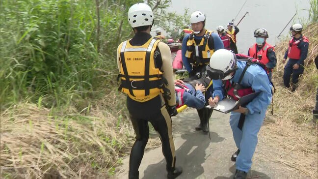 梅雨入り前に警察・消防が大雨災害を想定した訓練　孤立した住民を救助する手順を確認　佐賀・鳥栖市|TBS NEWS DIG