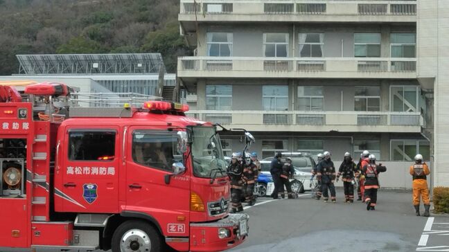 香川県教育会館ミューズホールの電気室から黒煙 消火活動中【香川・高松市】|TBS NEWS DIG