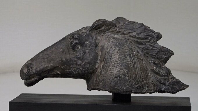 日展で内閣総理大臣賞の受賞経験もある上田久利さんの作品展　漆を使った作品など約60点【岡山】|TBS NEWS DIG