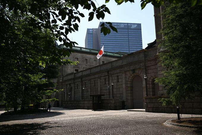 日銀５月会合、先行き利上げ方向が適当と複数委員－目標は１年後ずれ