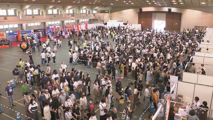 人気のパン店20店舗が集結!金沢で開催中の「ばばぱん祭り」初日から長蛇の列 　|　石川県のニュース｜MRO北陸放送