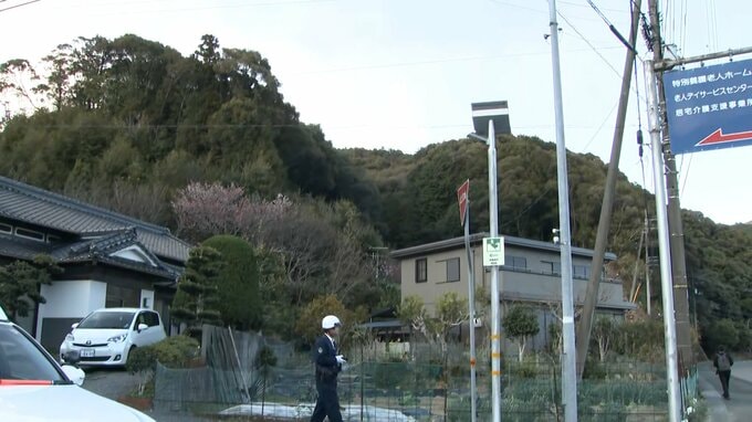 【山林火災】高知・須崎市で発生 少なくとも2.3haを焼き現在も延焼中　これまでに住宅への被害やけが人は確認されず　市は2か所に避難所を開設し対応　|　高知のニュース・天気｜KUTV NEWS | KUTVテレビ高知