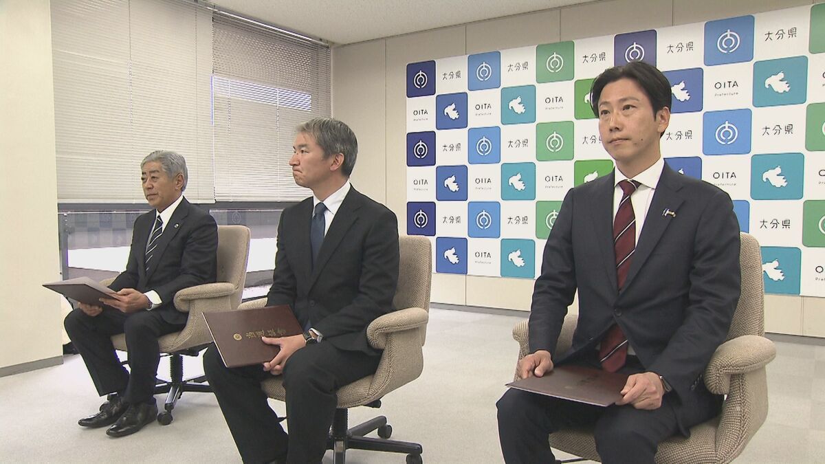 衆院選大分選挙区　衛藤氏、広瀬氏、岩屋氏の自民3人に当選証書　決意語る