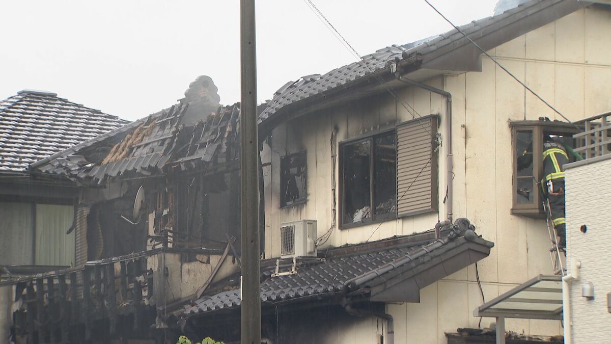 住宅が全焼 1人暮らしの59歳男性死亡 ｢煙が出ている｣と近隣住民から通報 愛知･蒲郡市