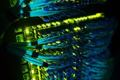 ティール氏支援の21歳率いる人材スタートアップ、企業評価20億ドル| TBS CROSS DIG with Bloomberg