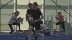 独「ホビーホース」大会　大人も子どももおもちゃの馬で駆け抜ける| TBS CROSS DIG with Bloomberg
