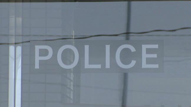 「放火をしていません。逮捕されたことが理解できない」自宅のふとんに火をつけ床板を焼損させたか　54歳無職の男を逮捕|TBS NEWS DIG