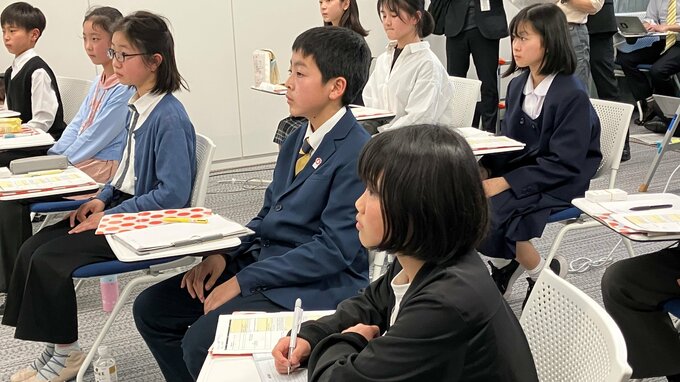 「こども政策は選挙のためのアピール？」こども記者が鋭く質問...こども家庭庁の姿勢が表れたこども記者による小倉大臣会見|TBS NEWS DIG