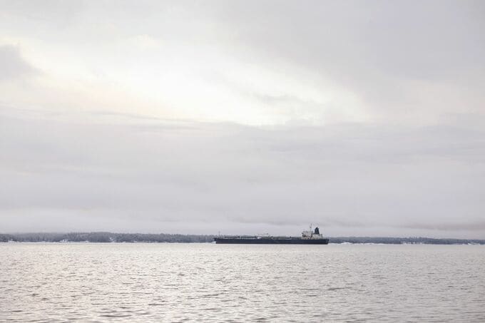 米軍、制裁対象の石油タンカーを臨検－対イラン海上封鎖後初