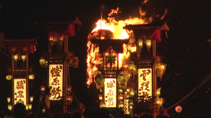 宇出津の「あばれ祭り」開幕 “キリコ”が勇壮に乱舞 石川・能登町　|　石川県のニュース｜MRO北陸放送