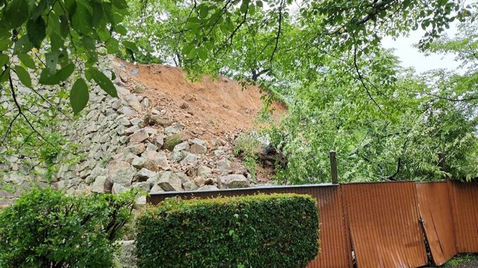 【速報】大雨の影響で津山城跡三の丸西南付近の長柄櫓 石積の一部が崩落　|　岡山・香川のニュース | 天気 | RSK山陽放送