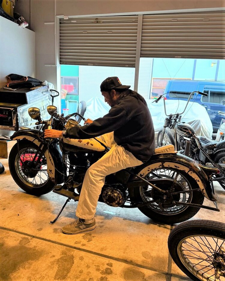長瀬智也】 「ボロボロのバイクにボロボロの服。ボロボロの人生には
