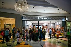 TikTok発のトレンドは刺激が決め手－突発的な消費行動の急増を誘因| TBS CROSS DIG with Bloomberg