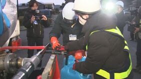 断水続き…給水活動始まる　約1100戸、3000人に影響　復旧のめど立たず　震度5強の地震の影響続く　鳥取県南部町|TBS NEWS DIG