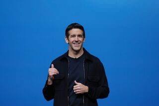 アップル、初の折り畳み式iPhone「Duo」発表－ターナスCEO初舞台| TBS CROSS DIG with Bloomberg