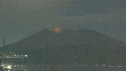 桜島で爆発 噴煙1600m 噴石が7号目まで飛散【29日30日の降灰予報
