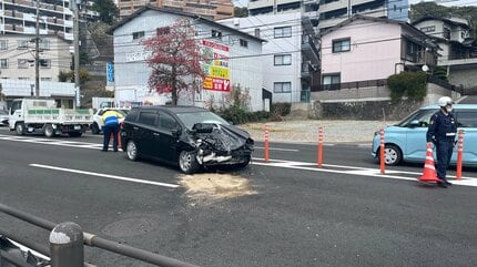 画像あり】長崎市赤迫国道206号で衝突事故 男女2人搬送 車