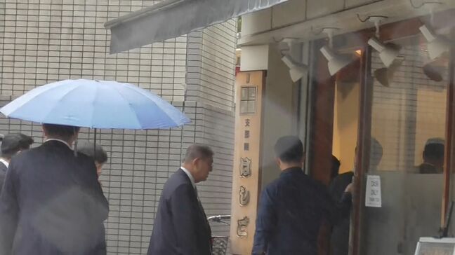 ラーメン好きの石破総理が就任後初めて総理官邸裏のラーメン店へ　食べたのは「排骨担々麺」|TBS NEWS DIG