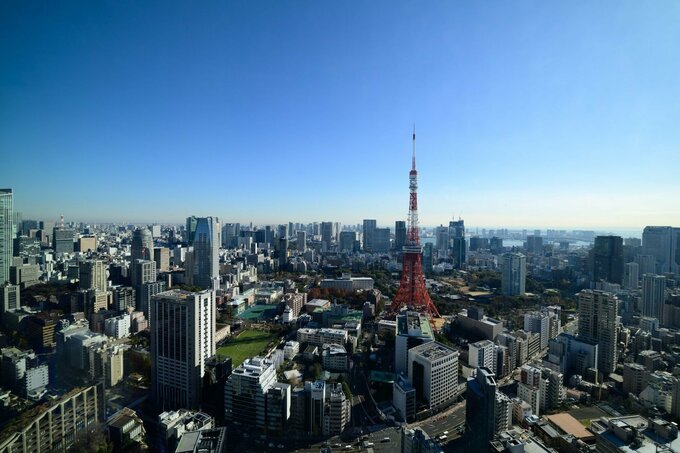 【日本市況】株式は米警戒で反落、円は乱高下－30年入札受け債券上昇