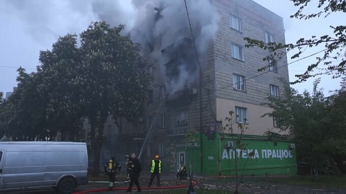 ウクライナの首都にロシア軍の攻撃　10人死傷|TBS NEWS DIG