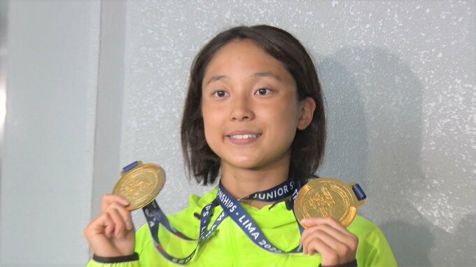 世界ジュニア3冠・成田実生(15) 凱旋Vでぬいぐるみゲット「明日ももらいたいので頑張ります」|TBS NEWS DIG